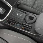 HFC-1053 CAR QI Standard Wireless Ladegerät 15W / 10W Schnellladung für Audi A3 2021-2022, linker Fahren – Bild 6