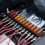 ZH-979A2 FB1904 1 In 1 Out 12 Wege Keine Unterscheidung Positiv Negativ Sicherungskasten mit 24 Sicherungen für Auto Car Truck Boat – Bild 10