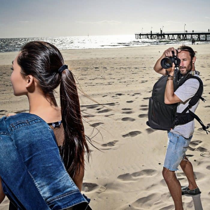 INDEPMAN DL-B016 Tragbare wasserdichte, kratzfeste Outdoor-Sport-Schultertasche, Kameratasche, Handy-Tablet-Tasche für GoPro, SJCAM, Nikon, Canon, Xiaomi Xiaoyi YI, iPad, Apple, Samsung, Huawei, Größe: 25,5 * 19 * 44 cm – Bild 8