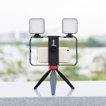 YELANGU PC203 YLG1801C Vlogging Live-Übertragung LED Selfie Light Smartphone Video Rig Griff Stabilisator Kunststoffhalterung Stativ-Kits – Bild 14