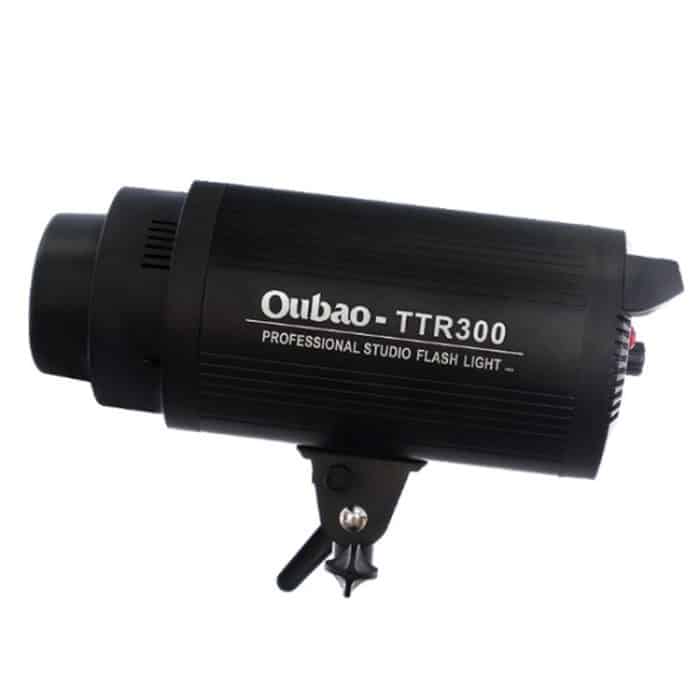 DCA8623.jpg TRIOPO Oubao TTR300W Studio Flash mit E27 150W Glühbirne – Bild 1