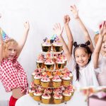 YX064 Runder Cupcake-Ständer aus Acryl mit 4 Etagen – Bild 5