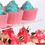 YX065 Quadratischer Cupcake-Ständer aus Acryl mit 4 Etagen – Bild 7