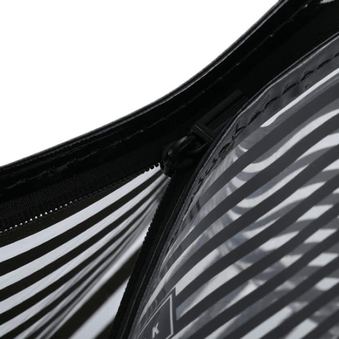 Tragbare Reise-Kosmetik-Organizer-Tasche im Streifenstil, Größe: 23 * 14 * 9 cm, zufällige Farblieferung – Bild 3