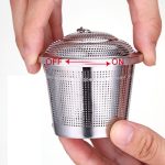 Edelstahl Locking Spice Teesieb Mesh Infuser Teekugelfilter, groß: 8 x 8 cm – Bild 4