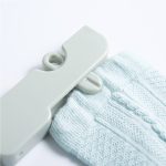 Faltbarer Kleiderbügel-Wäscheständer mit 4 versteckten Clips für Zuhause / Reisen, zufällige Farblieferung – Bild 8