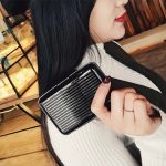 Namenskartenetui aus Aluminiumlegierung und hochwertigem ABS-Harz. Antimagnetisches Bankkartenetui, zufällige Farblieferung – Bild 8