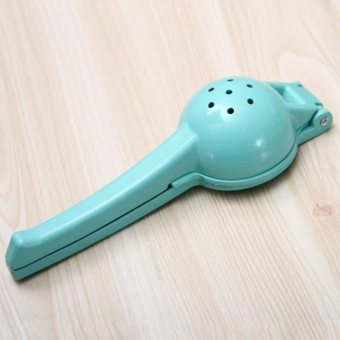 Manuelle Doppelschicht Zitronensaftpresse aus Aluminiumlegierung, zufällige Farbabgabe – Bild 3