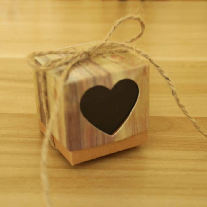 100 Stück Hochzeits-Holzmaserung mit herzförmigem Muster, ausgehöhlte Zuckerdose aus Kraftpapier, Größe: 5 x 5 x 5 cm, Black Heart-shaped, LOVE Heart-shaped – Bild 2