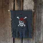 Halloween Dekoration Jolly Roger Schädel Banner Piratenflagge Partyzubehör, kleine Größe: 47 x 51cm – Bild 2