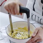 Manueller Kürbis-Kartoffel-Ricer-Stampfer aus Edelstahl mit breitem und ergonomischem horizontalem Griff – Bild 11