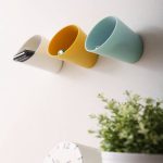 Tragbare Aufbewahrungsbox für kleine Dinge zum Aufkleben an der Wand, zufällige Farbauswahl