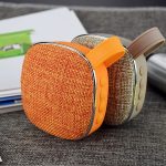 X25new Cloth Texture Square Tragbarer Mini-Bluetooth-Lautsprecher, unterstützt Freisprechanrufe, TF-Karte und AUX, X25new Orange, X25new Green, X25new Grey, X25new Blue