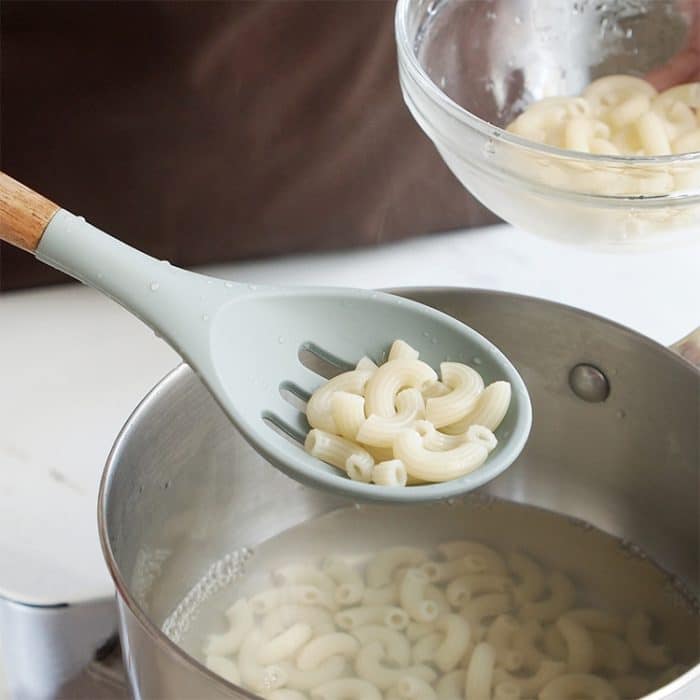 13 in 1 Silikonholzgriff Hitzebeständiges Kochbesteck-Set Küchengeräte mit großem Behälter – Bild 10