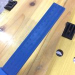 Multifunktionsverstellbarer Möbelschrank Türgriff Holzbearbeitungslochsuche – Bild 4