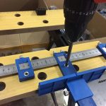 Multifunktionsverstellbarer Möbelschrank Türgriff Holzbearbeitungslochsuche – Bild 7