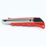 Großformatiger Universal-Papierschneider mit Edelstahlklinge, zufällige Farblieferung