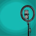 PULUZ 10,2 Zoll 26 cm RGBW-Licht + 1,65 m Stativhalterung mit gebogener Oberfläche USB RGBW Dimmbare LED-Ring-Vlogging-Videoleuchte Live-Übertragungskits mit Kaltschuh-Stativ-Kugelkopf & Telefonklemme & Fernbedienung, 10.2 inch RGBW+1.65m Tripod – Bild 9