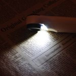 40X Handheld Exclamation Mark Style Lupe mit 2-LED-Licht – Bild 6