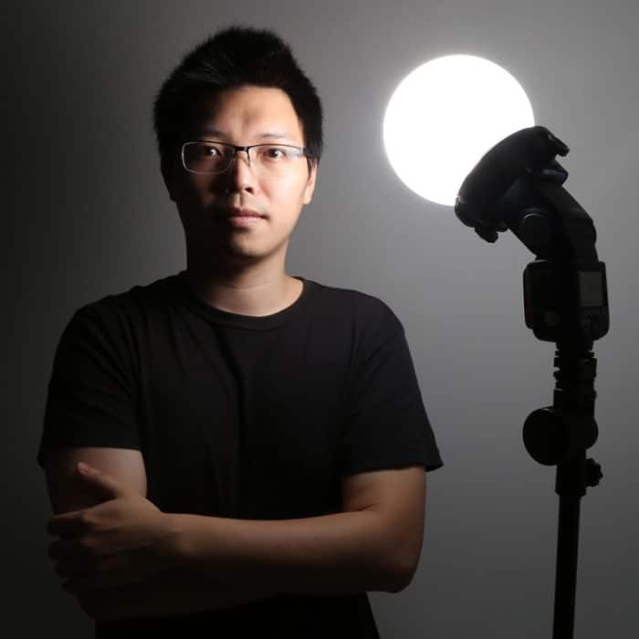 Falcon Eyes SG-100 Speedlite Zubehör-Kit, Universaladapterhalterung / Barndoor / Snoot / Wabe / Standardreflektor / Wabe für Weichreflektor / Diffusorkugel / Farbgel / Softbox – Bild 6