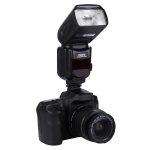 Triopo TR-950 Flash Speedlite für Canon / Nikon DSLR-Kameras – Bild 2