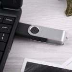 32 GB Twister USB 2.0 Flash Disk (schwarz) – Bild 10