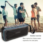 Tragbarer Bluetooth-Lautsprecher Super Bass Stereo Wireless-Lautsprecher unterstützen IP66 Wasserdichtes Notladen Freisprech-TF – Bild 7