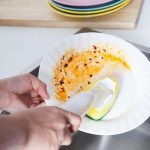 Küchen-Kunststoff-Reinigungsbürste mit langem Griff, automatische Flüssigkeitszugabebürste, Waschbürste, abnehmbare Ersatzschwamm-Dekontaminationsbürste – Bild 7