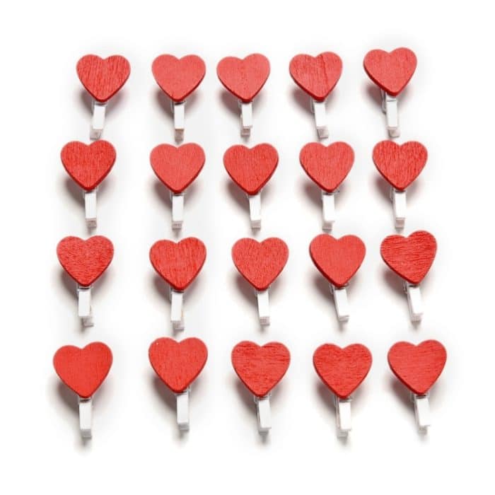 50 PCS Mini rotes Herz Liebe Holz Fotopapier Peg Pin Wäscheklammer Handwerk Postkarte Clips – Bild 1