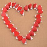 50 PCS Mini rotes Herz Liebe Holz Fotopapier Peg Pin Wäscheklammer Handwerk Postkarte Clips – Bild 10