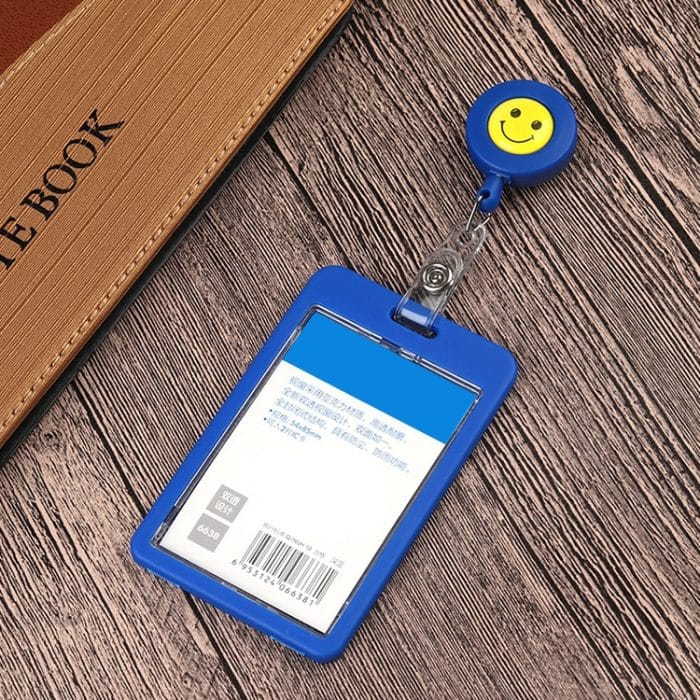 2 Stück ID-Halter mit leicht zu ziehender Schnalle, lächelndes Gesicht, Namensschild, Karte, Schlüssel, Ausweis, einziehbarer Halter – Bild 7