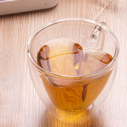 2 Stück herzförmige, doppelwandige, becherfeste, transparente Teetassen aus Glas