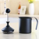 Pump Creamer Edelstahl Double Mesh Manuelle Kaffee Milch Schaum Aufschäumen Pitcher Schaum Pumpe Schäumer Tasse, 400cc, 800cc – Bild 6