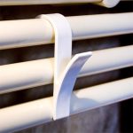 Handtuchhalter zum Aufhängen im Badezimmer, Hakenleiste aus Kunststoff – Bild 2