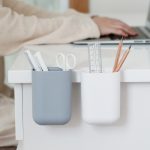 Klebriger Stifthalter für den Schreibtisch, zum Aufhängen von Stiftetui, Aufbewahrungs- und Sortierbox für Büromaterial, zufällige Farbe – Bild 2