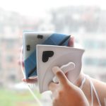 2 Stück doppelseitiger Glas-Fensterreiniger, dreieckig, multifunktionaler magnetischer Glasreiniger, 2 PCS (Green), 2 PCS (White) – Bild 3