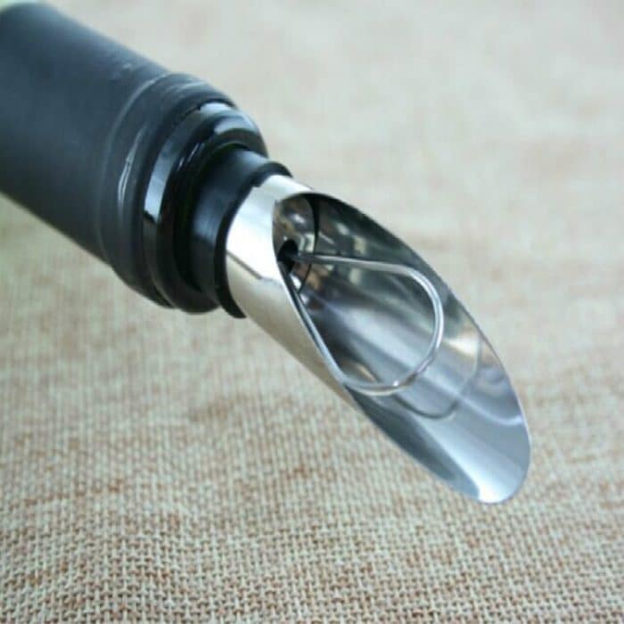 Ein Paar Ausgießer aus Edelstahl, Stainless Steel Pourers – Bild 6