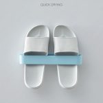 4 PCS Nahtlose Paste Lagerung Rack Wand Paste Schuh Rack Badezimmer Wand-Montiert Hausschuhe Regal Haushalt, Color Random Delivery – Bild 7