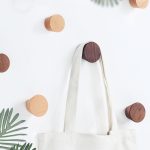 5 PCS Massivholz Kleiderhaken Wand Nagelfrei Starker Klebehaken – Bild 5