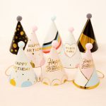 10 PCS Kinder Erwachsene Geburtstag Party Hut Pelz Ball Geburtstag Papier Hut, Geometric Pink, Polygon Love Heart, Half Round Five-pointed Star Pink, Half Round Five-pointed Star Blue, Rainbow Style, European Lace Pink, Rhombus Line Black, Dot Black – Bild 2