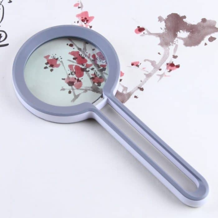 TBD05719558.jpg XT-9002 Leichter tragbarer 2,5facher alter Mann, der handhäusiges Lupe liest – Bild 1