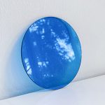 Studio-Hintergrund-Ornament-Foto-Requisiten, Translucent Blue Round Sheet, Translucent Blue Cross Circle, Blue Round Acrylic Ornament, Blue Square Acrylic Ornament, Acrylic Clock, Translucent Acrylic Clock, Blue Ball Rubik Cube, Blue Plaster...
