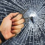 2 Stück 6-in-1 multifunktionaler Schlüsselanhänger-Flaschenöffner aus Zinklegierung, Black, Silver, Gold, Bright Green, Grass Green, Pink – Bild 5