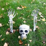 Halloween Simulation Schädel Hand und Bein Horror Dekoration Requisiten, Hand Bone Skull, 5 In 1, Spray Color 5 In 1