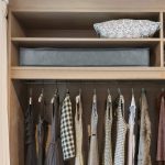 Vlies-Aufbewahrungstasche für Steppdecken, staubdichte Heim-Finishing-Tasche, bewegliche Verpackungstasche, 100 x 50 x 15 cm, Light Gray, Deep Gray, Black – Bild 7