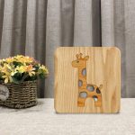 FS-T2330W 3D Holzschnitzerei Giraffe Tischlampe USB Nachtlicht Basteln – Bild 2