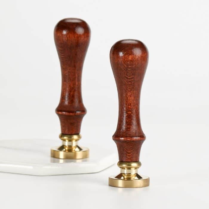 Englische Buchstaben-Serie, Feuerlack-Siegel, Toxca-Griff + Messing-Siegelkopf – Bild 3