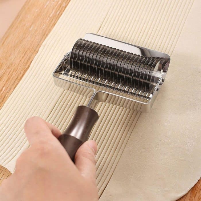 304 Edelstahl Pusher Multifunktionale Nudel Schwert Verdickung Küche Nudelschneider, Aluminum Handle 5mm, Aluminum Handle 2.5mm, Black Color Wood Handle 5mm, Black Color Wood Handle 2.5mm – Bild 8