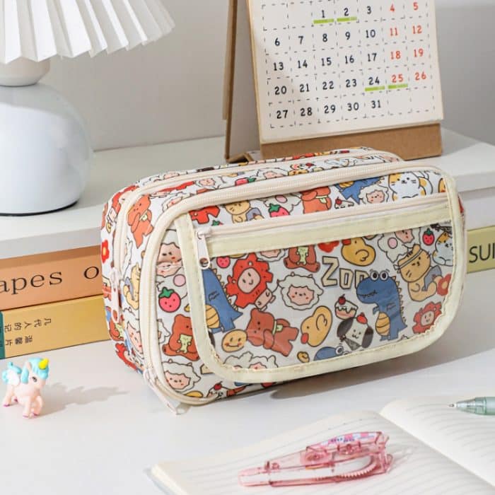 TBD0605213501A.jpg Große Kapazität Wasserdichte Mehrschichtige Schreibwarentasche Transparentes PVC-Federmäppchen – Bild 1