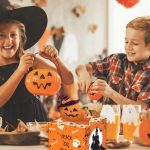 Halloween-Spardose für Bargeld, Geschenk, zum Selbermachen, lustige Urlaubs-Geldkasse, inklusive 50 transparenten Beuteln – Bild 5